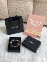 Chanel logo手链