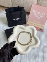 Chanel logo手链 - Image 3