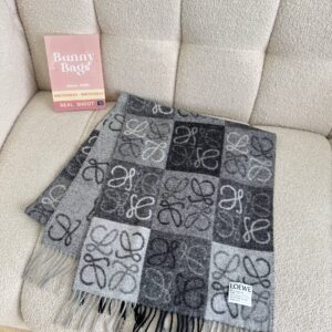 Loewe 围巾灰色