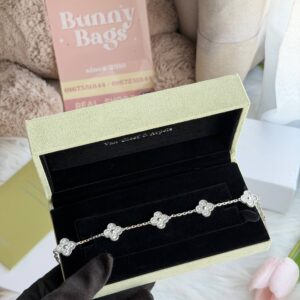 VCA Alhambra Bracelet