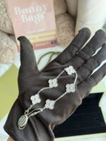 VCA Alhambra Bracelet - Image 5