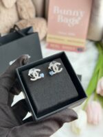 Chanel 爱心耳钉 - Image 3