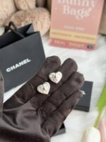 Chanel 爱心耳钉 - Image 4