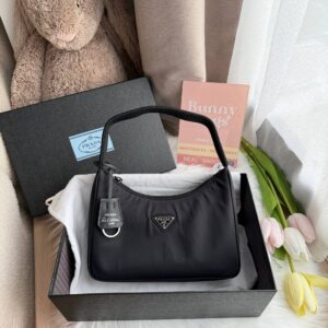 Prada Hobo 腋下包 2000 edition